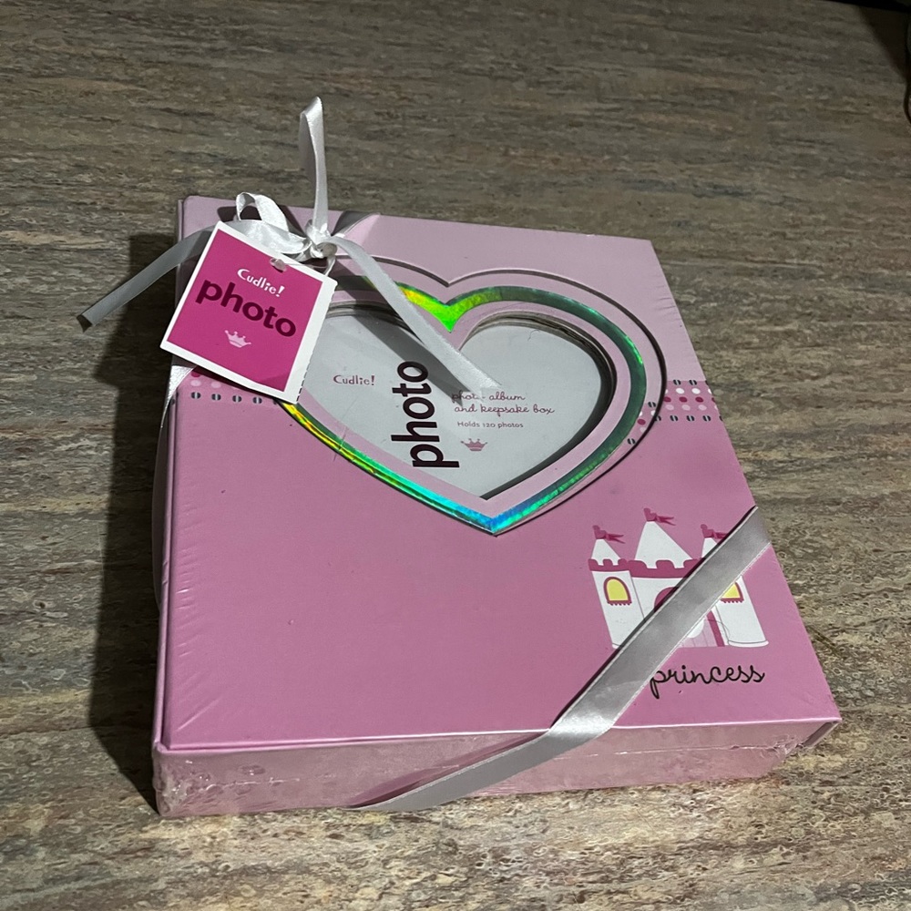 NIB Cudlie photo album and keep safe box. Sealed in plastic